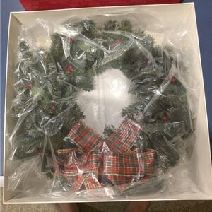 2001 15th Anniversary Celebration Wreath and 26 Mini Ornaments